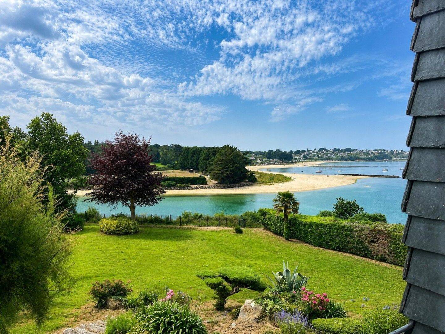 Maison 12 pièces 204 m² · à Plestin-les-Grèves · 204 m² · 1 250 000 €
