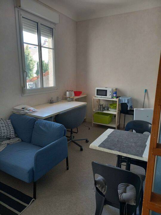 Appartement 1 pièce 18 m² · à Reims · 18 m² · 405 €
