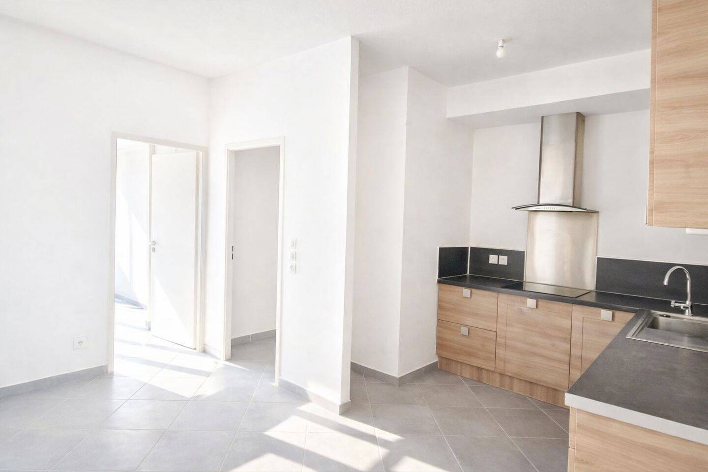 Appartement 4 pièces 93 m² · à Nîmes · 92,5 m² · 239 000 €