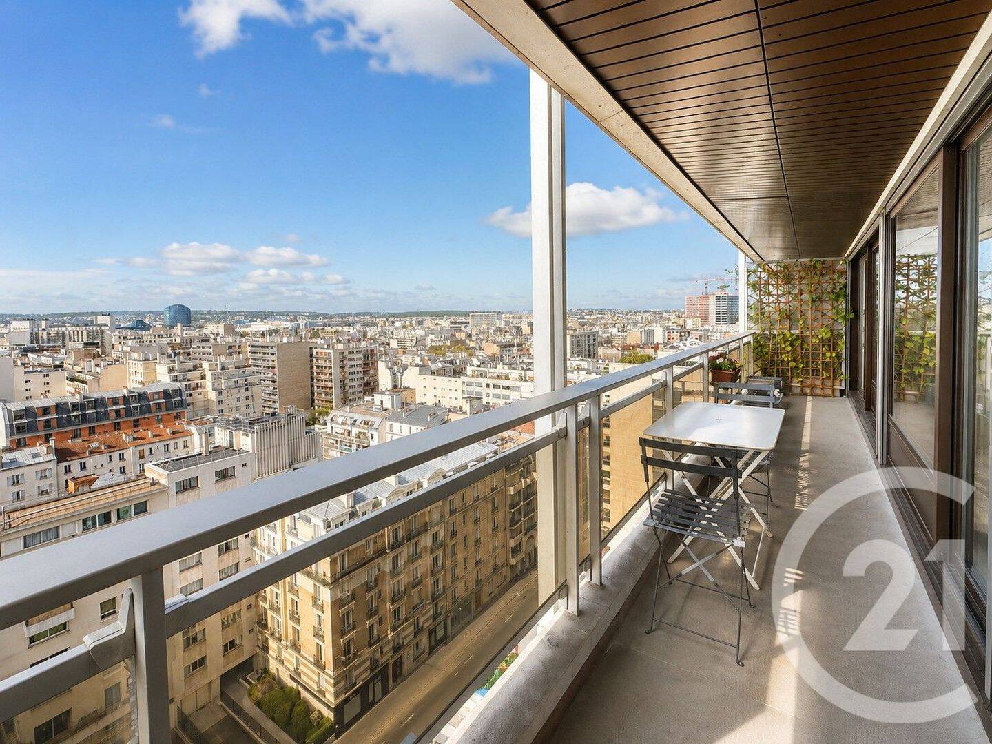 Appartement 2 pièces 65 m² · à Paris 15ème Arrondissement · 65 m² · 2 599 €/mois