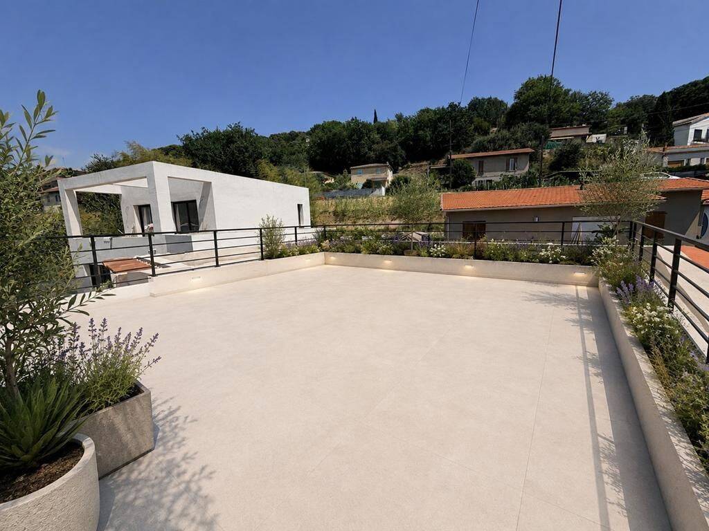Appartement 4 pièces 99 m² · à Cagnes-sur-Mer · 98,5 m² · 349 000 €