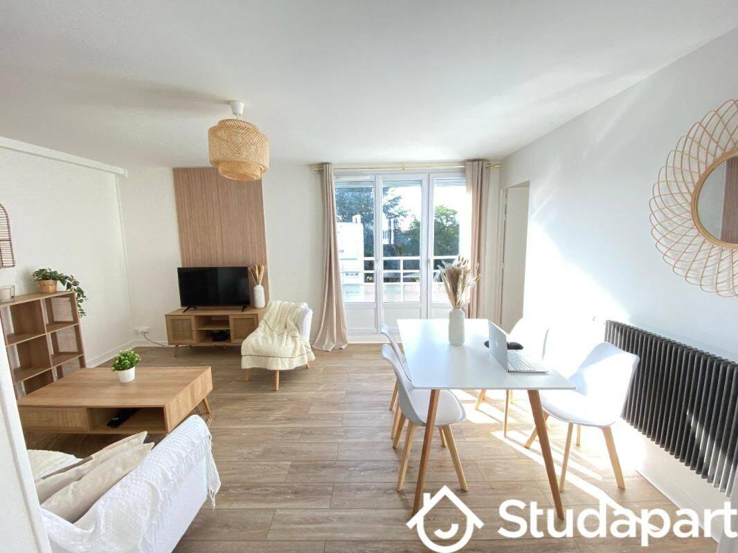 1 pièce 12 m² · à Orléans · 12 m² · 485 €
