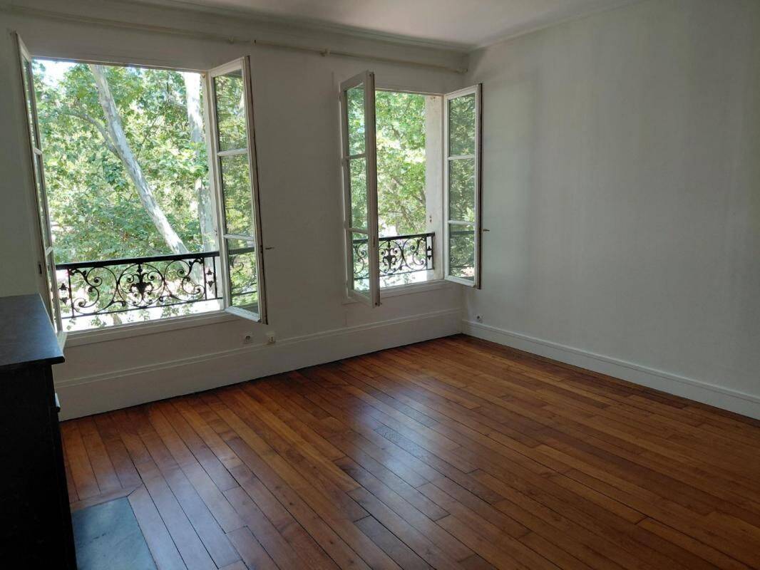 Appartement 1 pièce 35 m² · à Versailles · 35 m² · 891 €