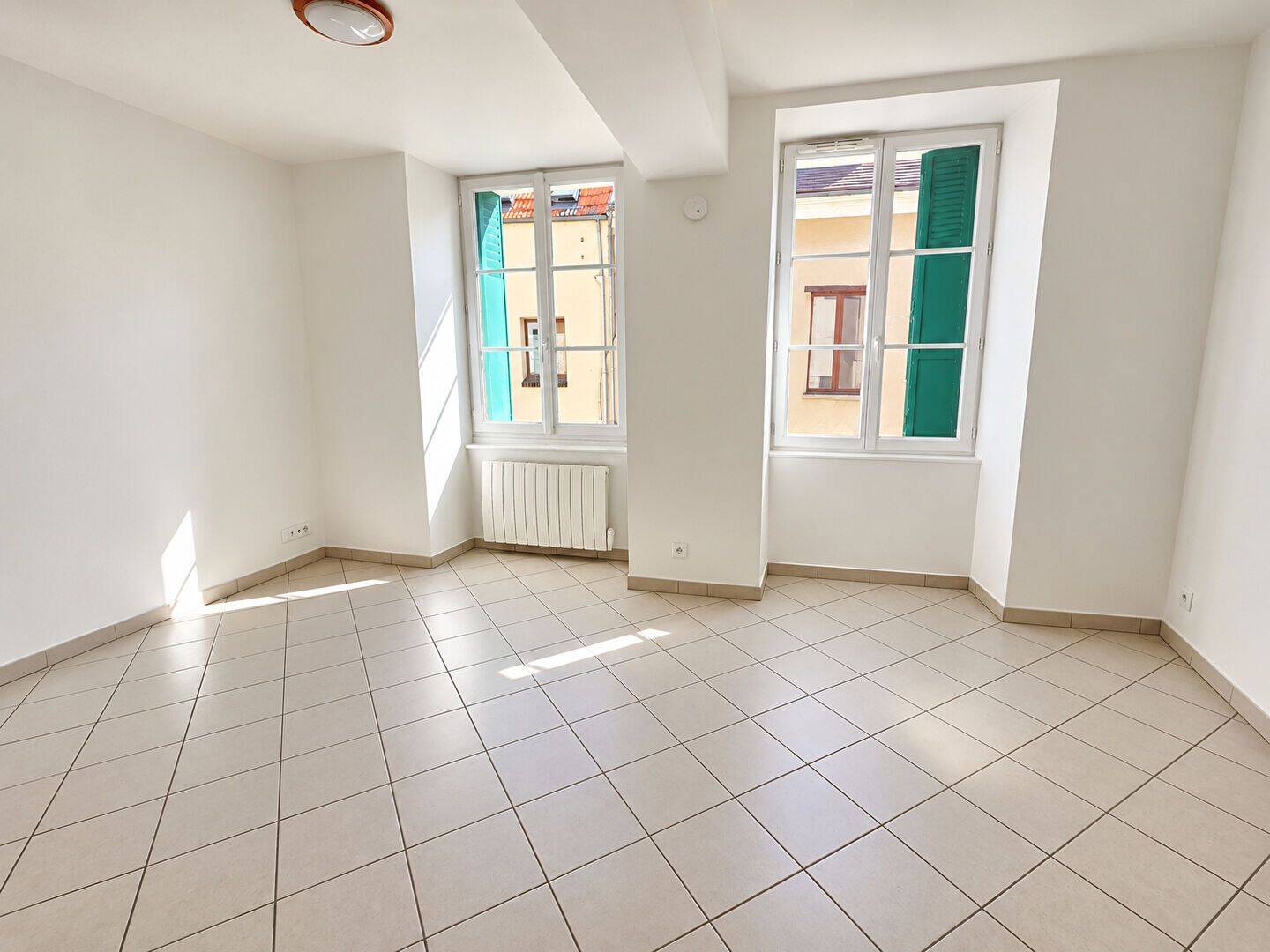 Appartement 1 pièce 24 m² · à Épernon · 24,1 m² · 92 000 €