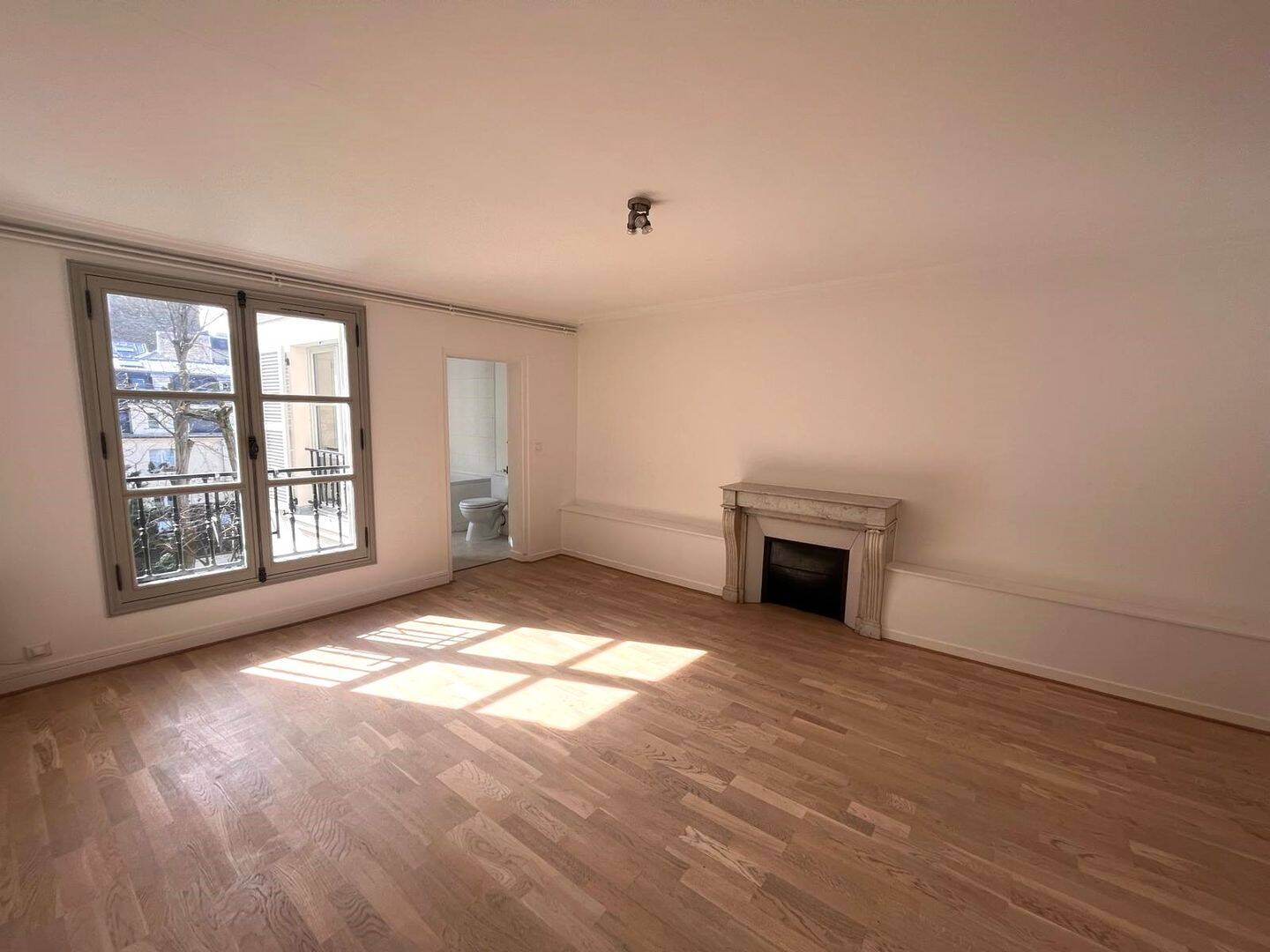 Appartement 1 pièce 35 m² · à Paris 6ème Arrondissement · 35,3 m² · 1 500 €/mois