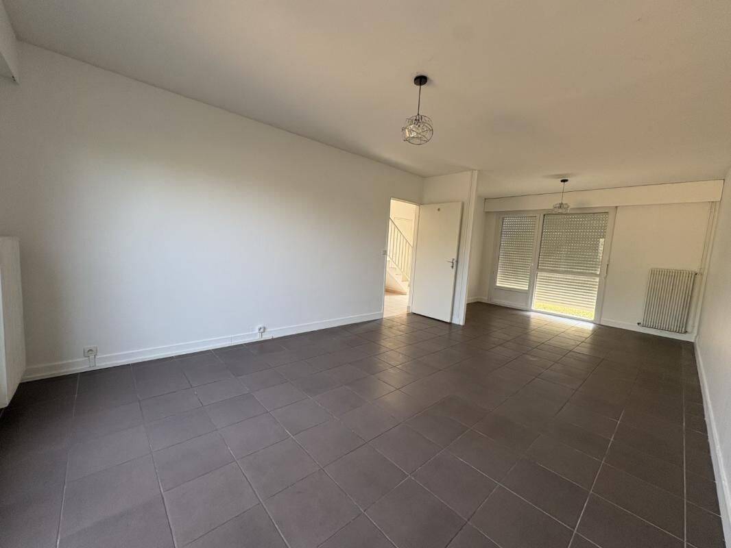 Maison 4 pièces 100 m² · à Châteauroux · 100 m² · 850 €