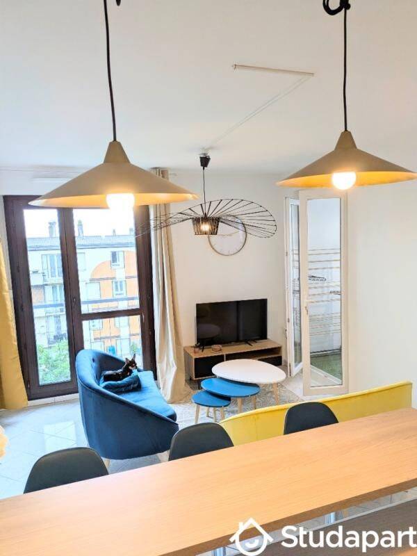1 pièce 10 m² · à Toulouse · 10 m² · 475 €