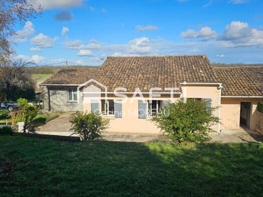 Maison à vendre 185 000 € 4 pièces 3 chambres 112 m² 739 m² de terrain Roullet-Saint-Estèphe 16440