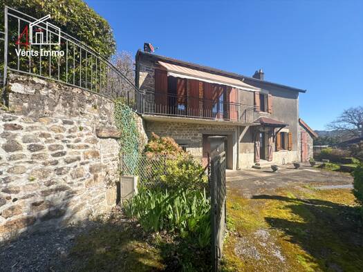 Maison à vendre 88 000 € 6 pièces 3 chambres 97 m² 2 219 m² de terrain Bourganeuf 23400