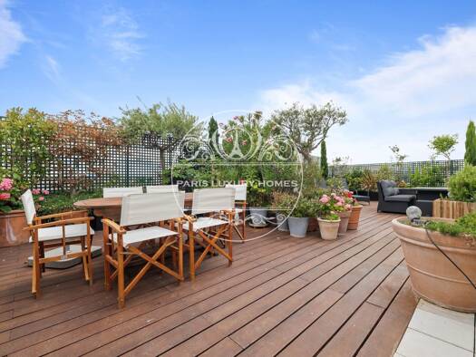 Appartement à vendre 2 500 000 € 4 pièces 2 chambres 102,2 m² Étage 8/9 Paris 16ème arrondissement 75116