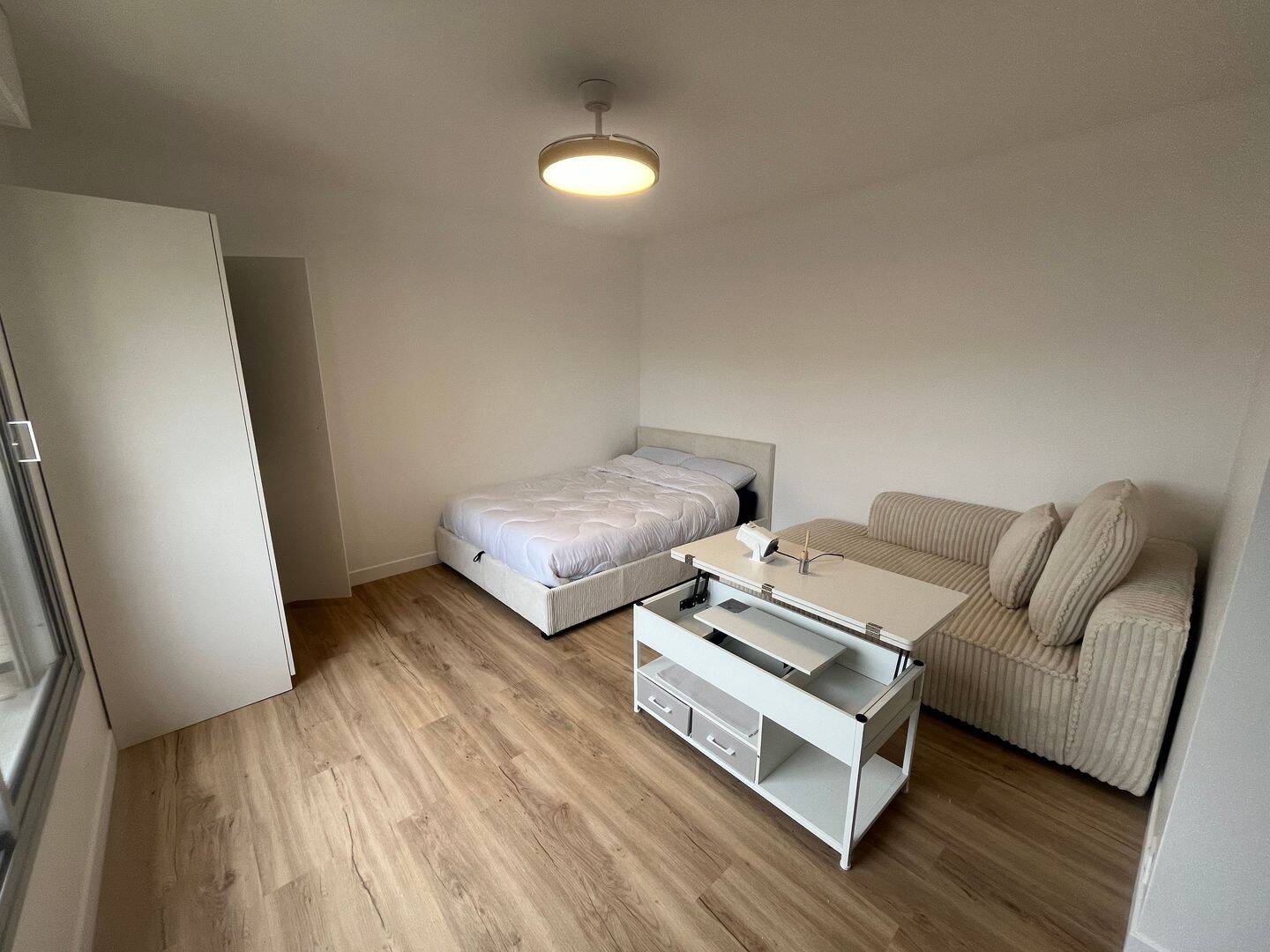 Appartement 1 pièce 27 m² · à Charenton-le-Pont · 27 m² · 1 300 €/mois