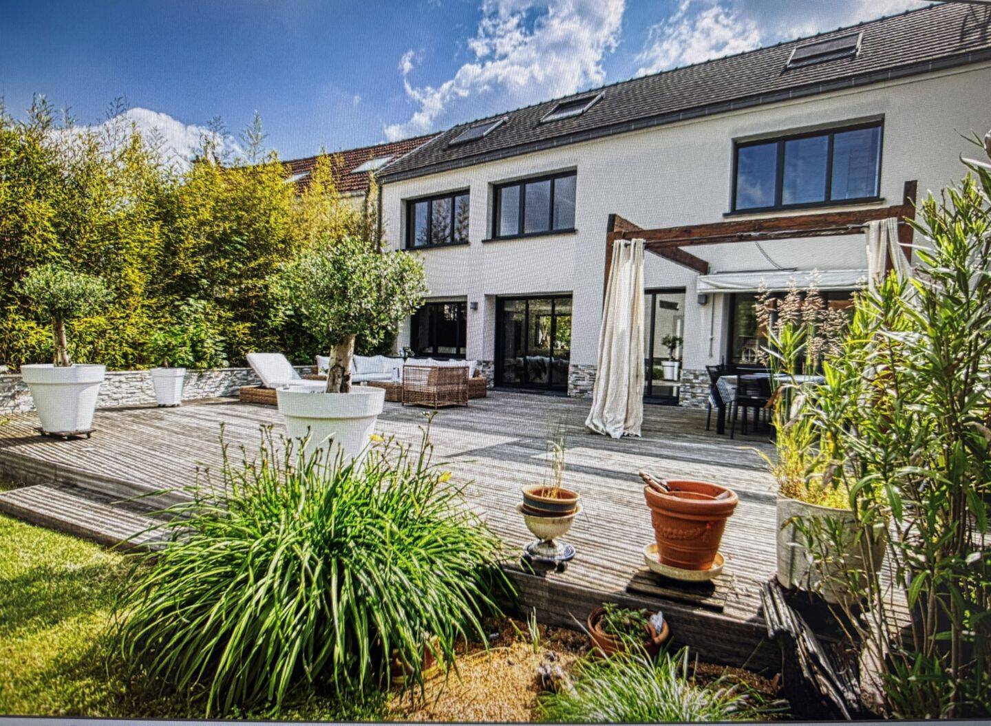 Maison 7 pièces 240 m² · à Jouars-Pontchartrain · 240 m² · 860 000 €