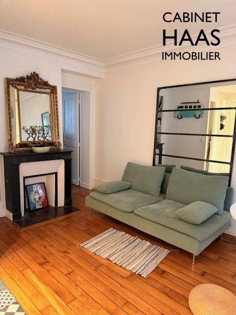 Appartement 2 pièces 33 m² · à Paris 7ème Arrondissement · 32,6 m² · 2 500 €/mois