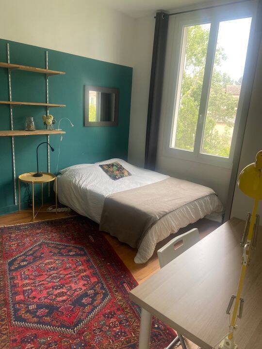Appartement 1 pièce 14 m² · à Aix-en-Provence · 14 m² · 400 €