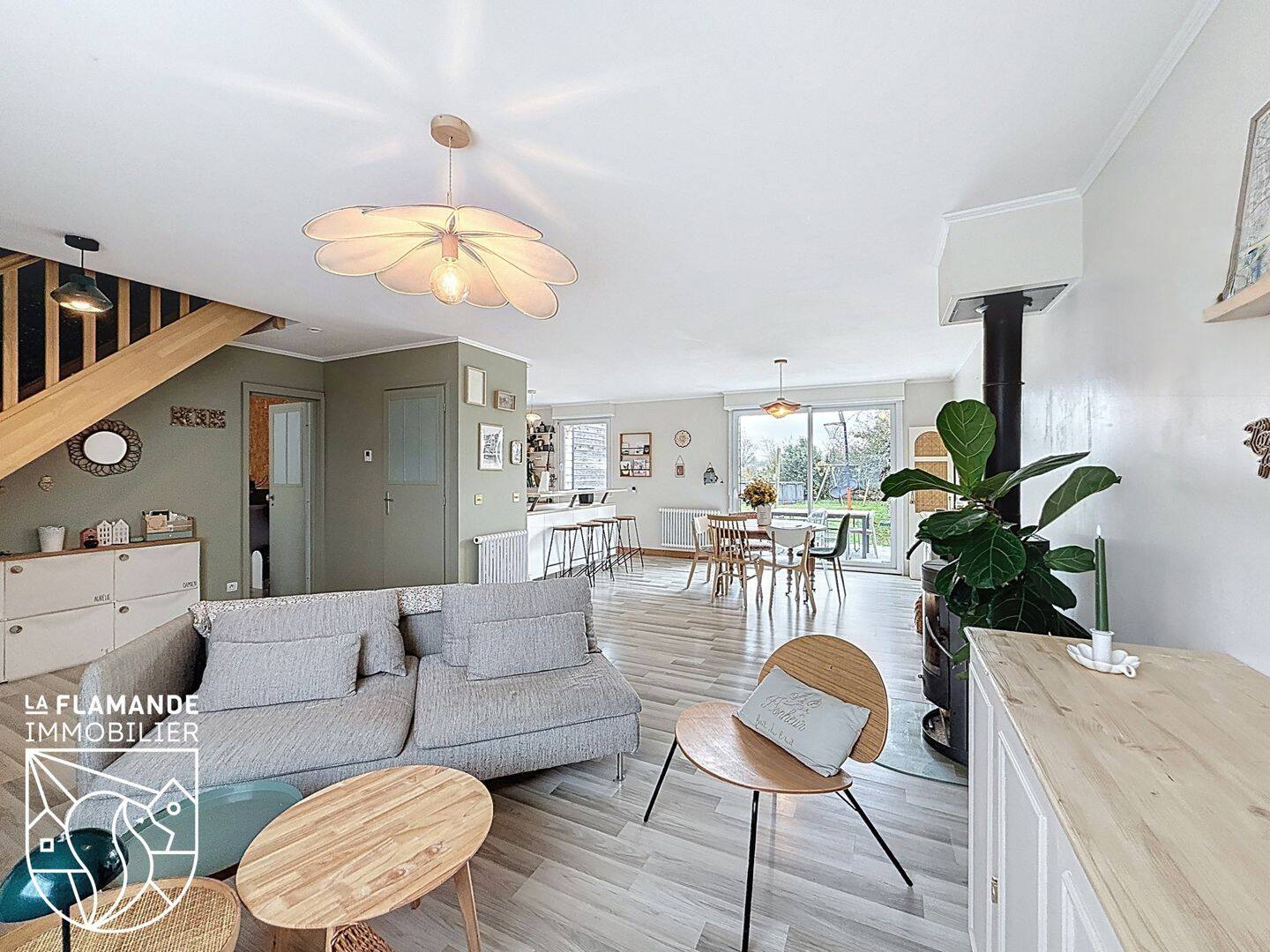Maison 6 pièces 150 m² · à Oudezeele · 150 m² · 345 000 €