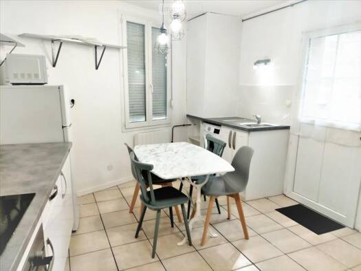 Maison à louer 465 € 1 pièce 1 chambre 32,9 m² Saint-Romain-de-Colbosc 76430