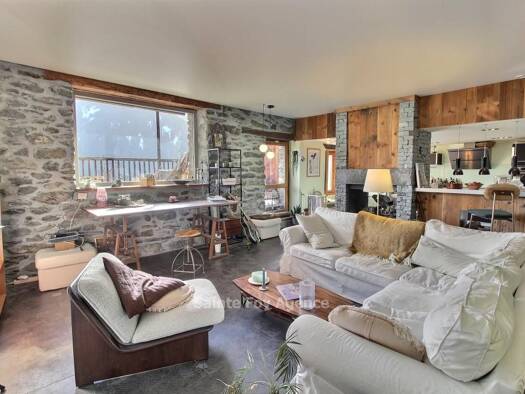 Maison à vendre 780 000 € 4 pièces 3 chambres 147 m² Montvalezan 73700