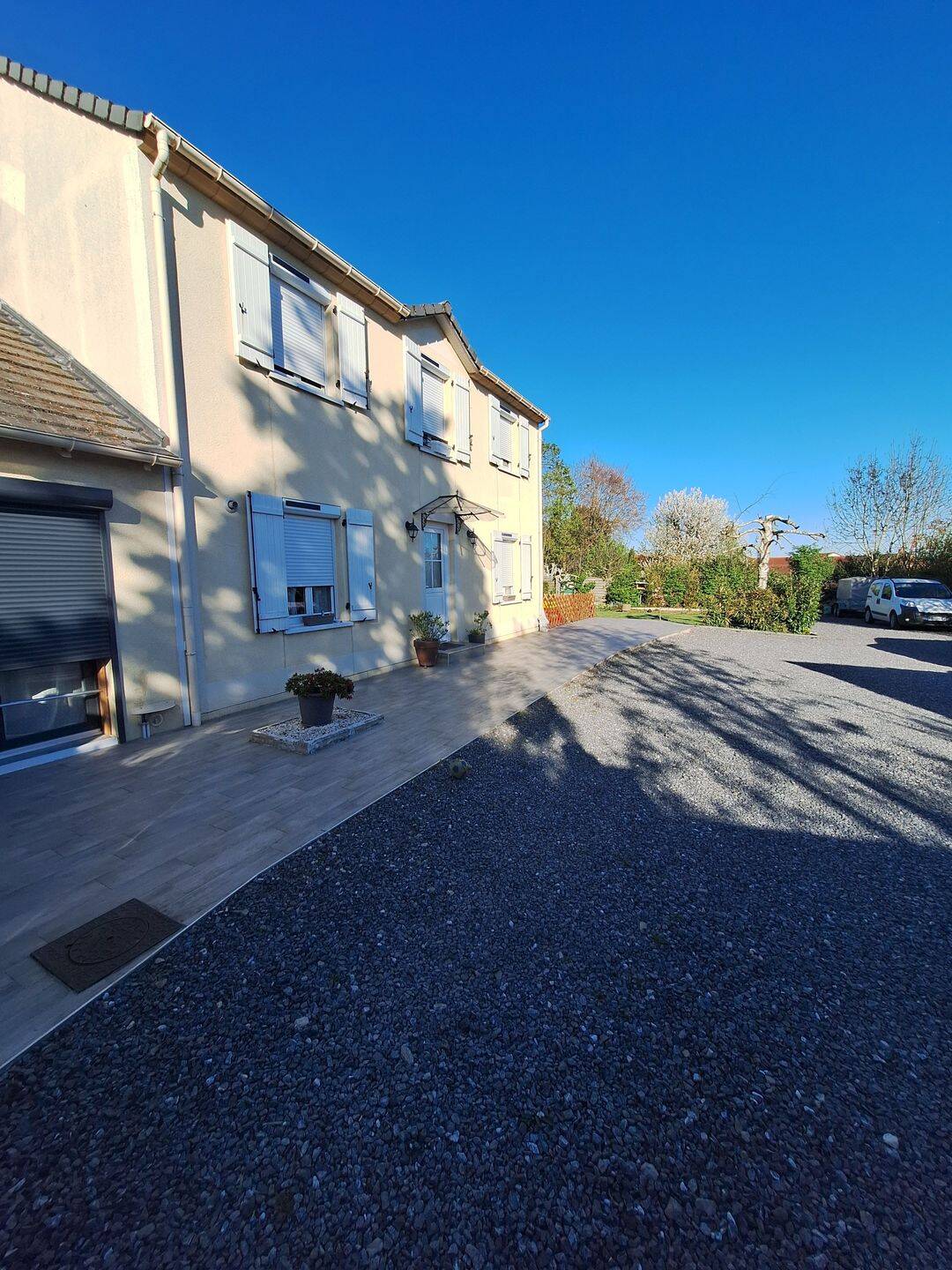 Maison 7 pièces 142 m² · à Andeville · 142 m² · 364 000 €