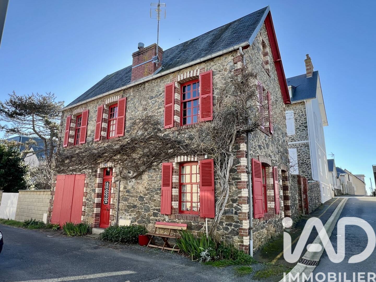 Maison 5 pièces 85 m² · à Agon-Coutainville · 85 m² · 366 000 €