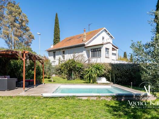 Maison à vendre 890 000 € 6 pièces 5 chambres 153,8 m² Bormes-les-Mimosas 83230