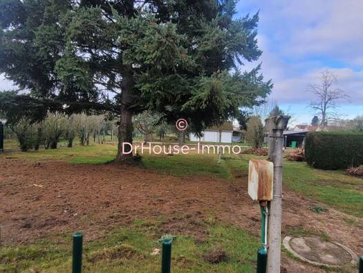 Terrain constructible à vendre 76 500 € 850 m² de terrain Viroy A Amilly 45200