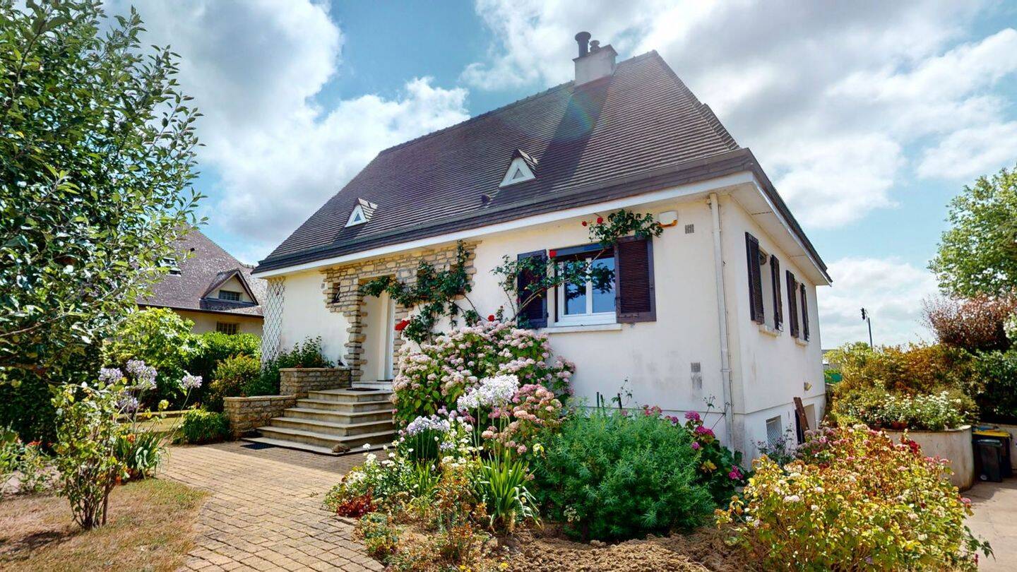 Maison 6 pièces 140 m² · à Bayeux · 140 m² · 455 000 €