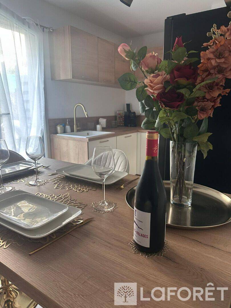 Appartement 2 pièces 43 m² · à Roquebrune-sur-Argens · 42,5 m² · 1 050 €/mois