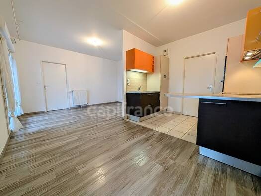 Appartement à vendre 174 000 € 3 pièces 2 chambres 66 m² RDC/4 Lambézellec Brest 29200