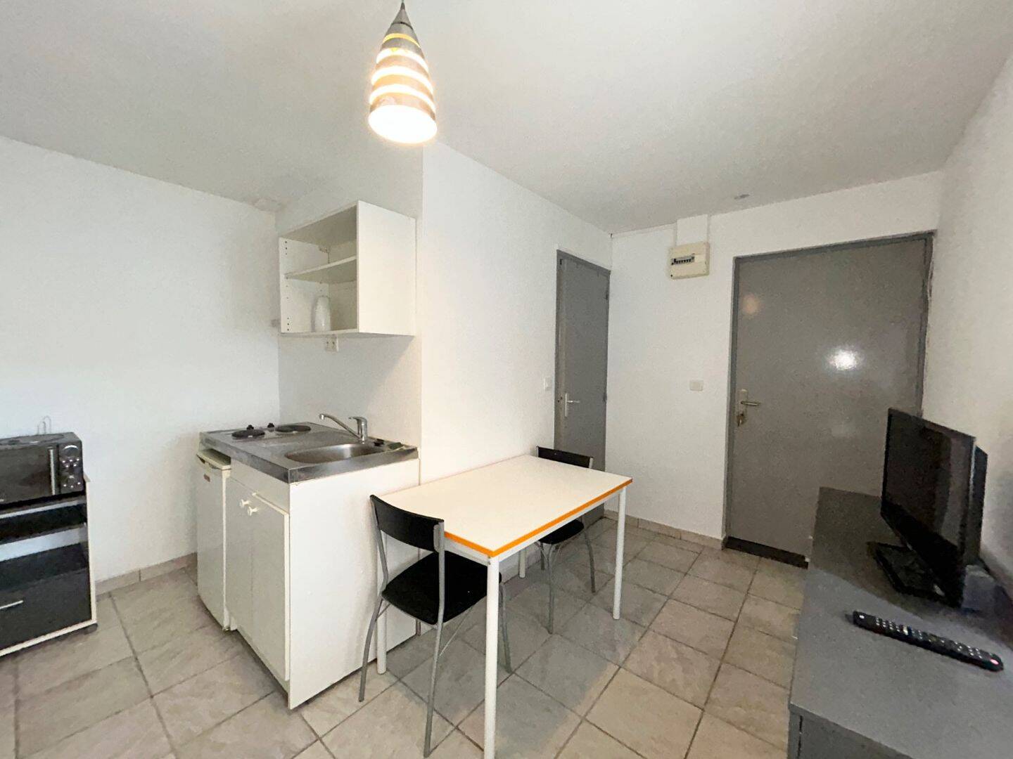 Appartement 1 pièce 16 m² · à Amiens · 16 m² · 399 €