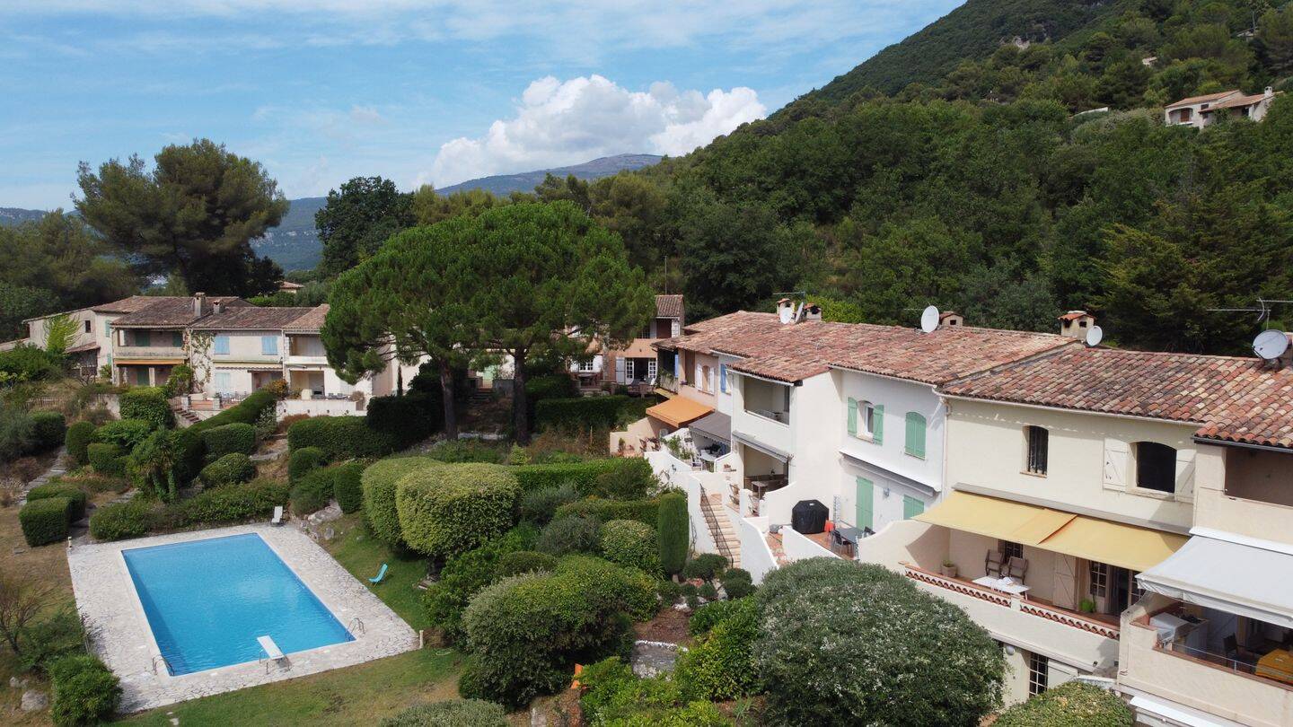 Maison 4 pièces 120 m² · à Tourrettes-sur-Loup · 120 m² · 495 000 €