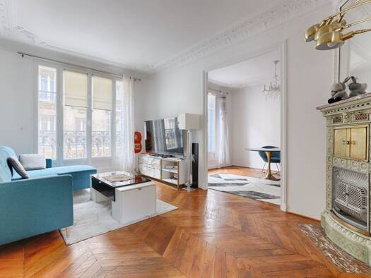 Studio à vendre 680 000 € 3 pièces 1 chambre 64,5 m² Étage 2/6 Vaugirard-Parc des Expositions Paris 15ème arrondissement 75015