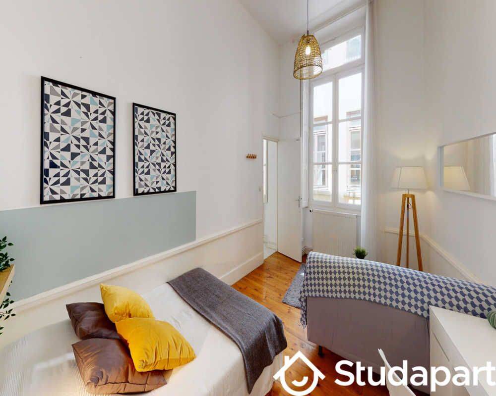 1 pièce 15 m² · à Lyon 2ème Arrondissement · 15 m² · 775 €