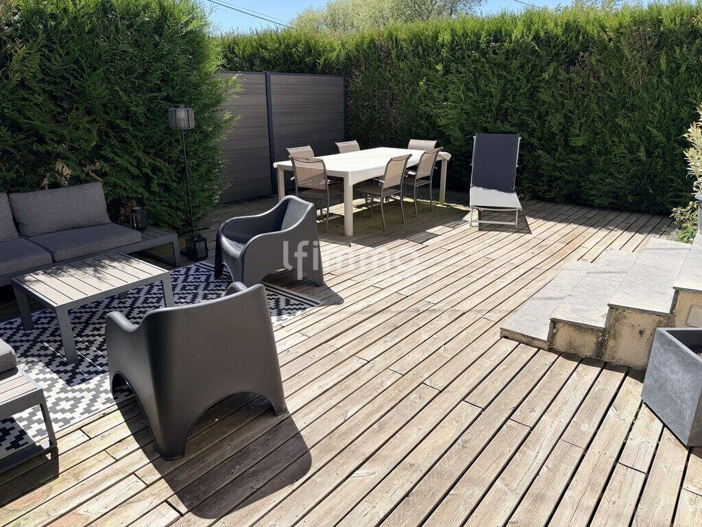 Maison 7 pièces 188 m² · à Les Étangs · 188 m² · 322 000 €