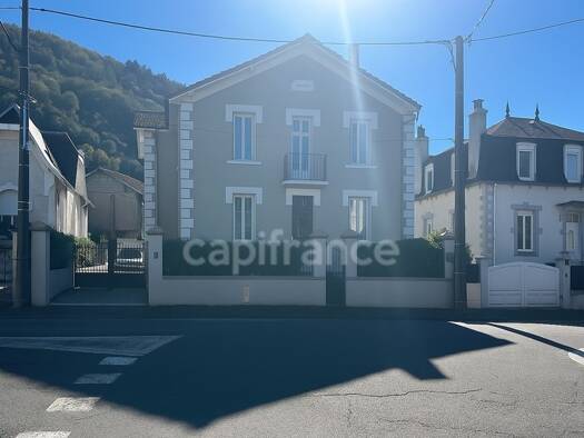 Maison à vendre 299 500 € 6 pièces 4 chambres 155 m² 442 m² de terrain Ophite-Chantecler Lourdes 65100