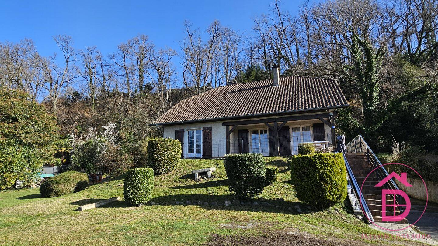 Maison 7 pièces 140 m² · à Lons · 140 m² · 299 000 €