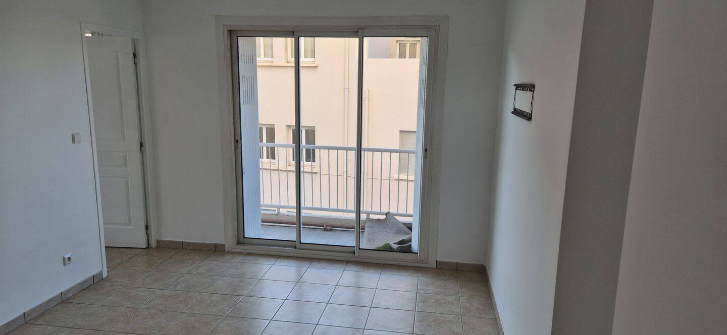 Appartement 3 pièces 52 m² · à Toulon · 51,8 m² · 790 €