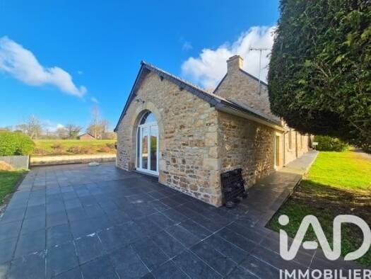 Maison à vendre 286 500 € 7 pièces 5 chambres 176 m² 14 960 m² de terrain Priziac 56320