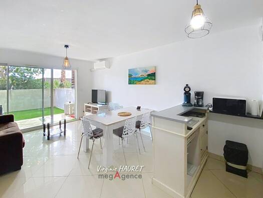 Appartement à vendre 260 000 € 3 pièces 2 chambres 56 m² RDC/3 Gruissan 11430