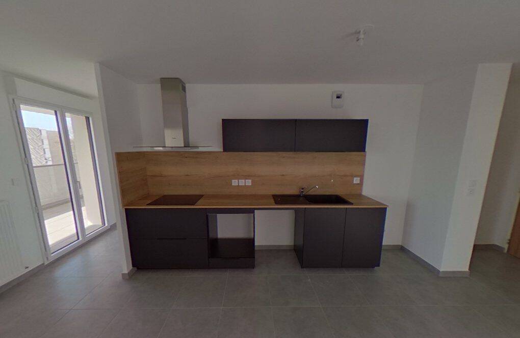 Appartement 3 pièces 65 m² · à Vaulx-en-Velin · 65 m² · 895 €/mois