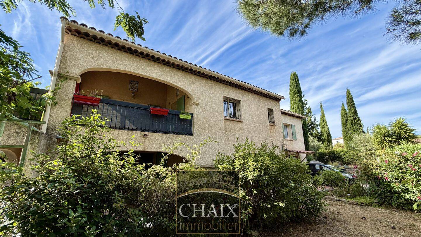 Maison 6 pièces 182 m² · à La Ciotat · 182 m² · 825 000 €