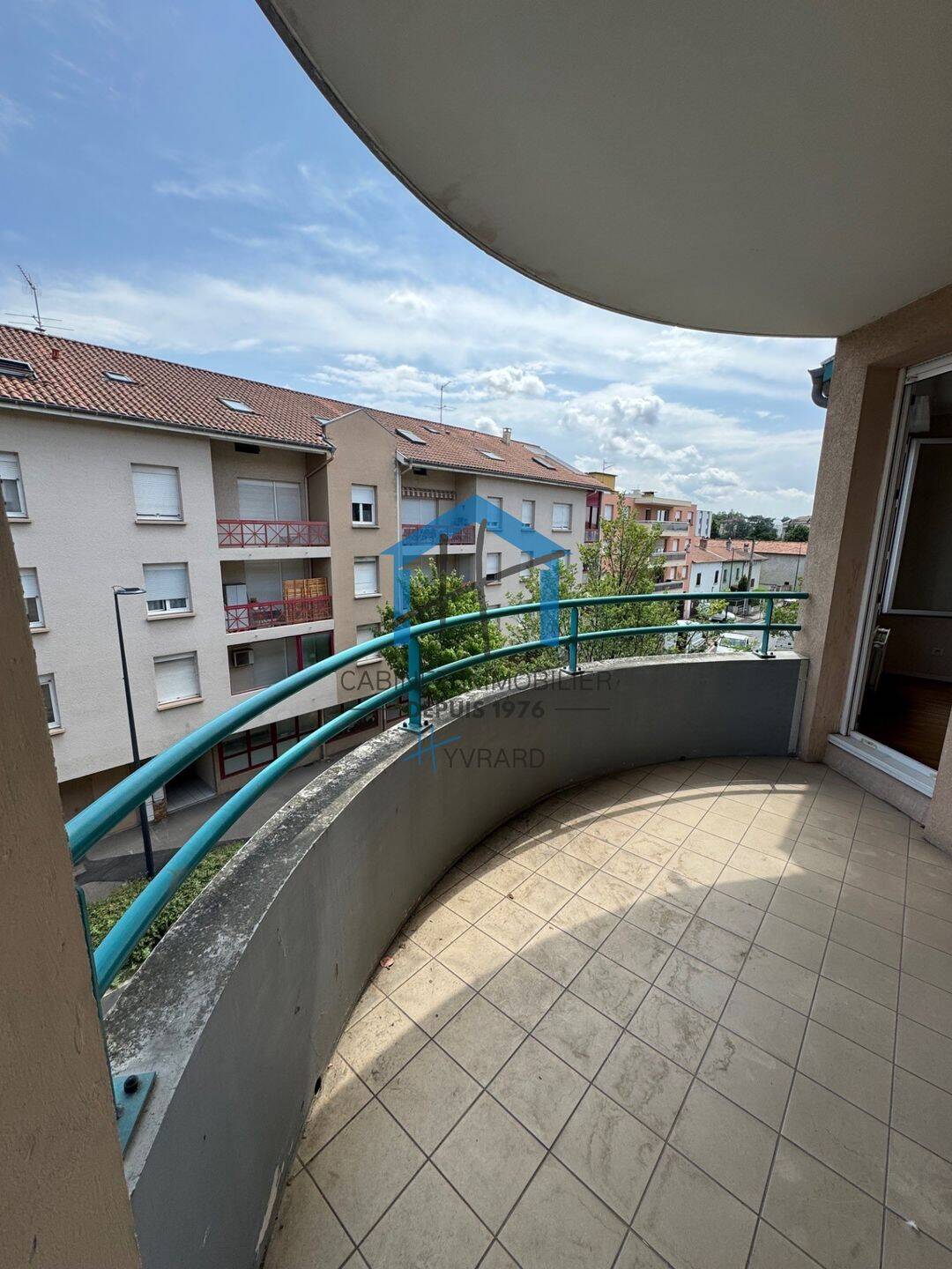 Appartement 3 pièces 68 m² · à Décines-Charpieu · 68,3 m² · 239 000 €
