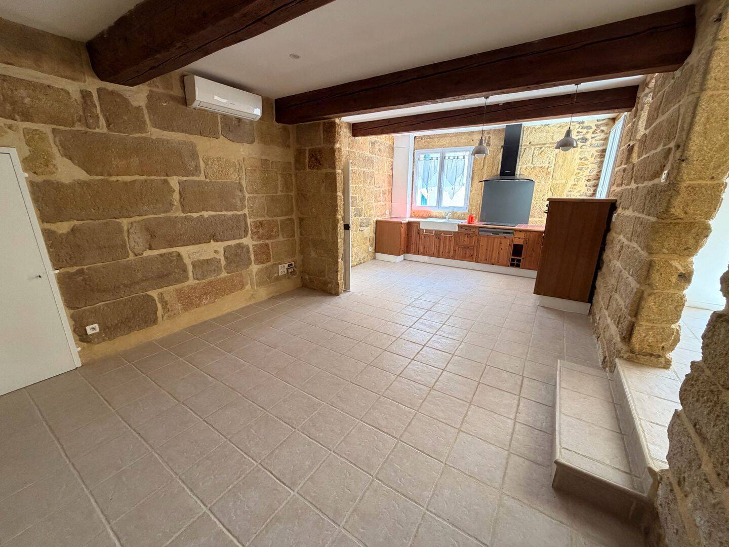 Maison 5 pièces 98 m² · à Gallargues-le-Montueux · 98 m² · 1 300 €/mois