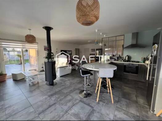 Maison à vendre 269 000 € 3 pièces 2 chambres 87 m² 1 230 m² de terrain Boissey 01190