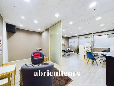 Espace bureau à vendre 150 080 € 81,8 m² de bureaux Pastières Chartres 28000