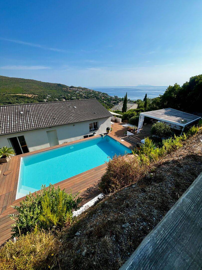 Maison 6 pièces 130 m² · à Sisco · 130 m² · 590 000 €