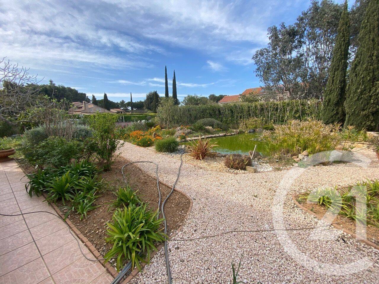 Maison 9 pièces 243 m² · à La Seyne-sur-Mer · 242,5 m² · 880 000 €