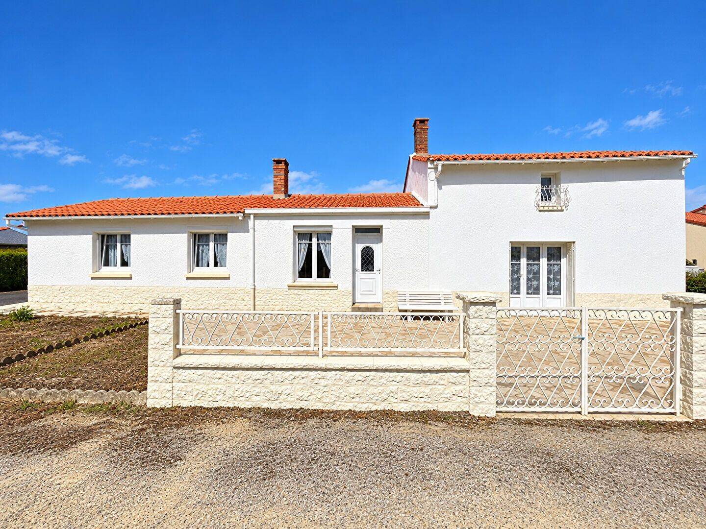 Maison 5 pièces 117 m² · à La Chevrolière · 117,5 m² · 215 250 €