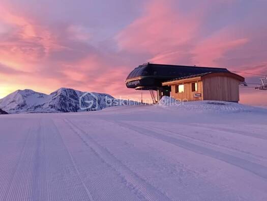 Local commercial à vendre 227 000 € 486 m² de surface de vente Chamrousse 38410