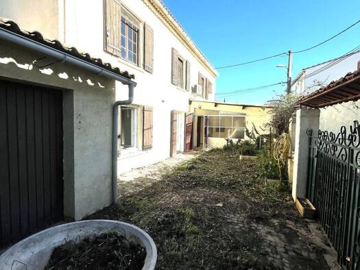 Maison à vendre 157 000 € 5 pièces 3 chambres 144 m² de terrain Avignon 84000