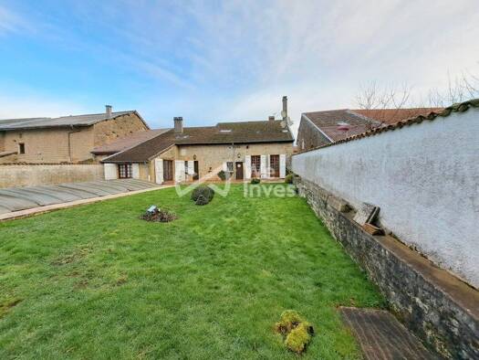 Maison à vendre 252 000 € 7 pièces 5 chambres 300 m² Mouzay 55700